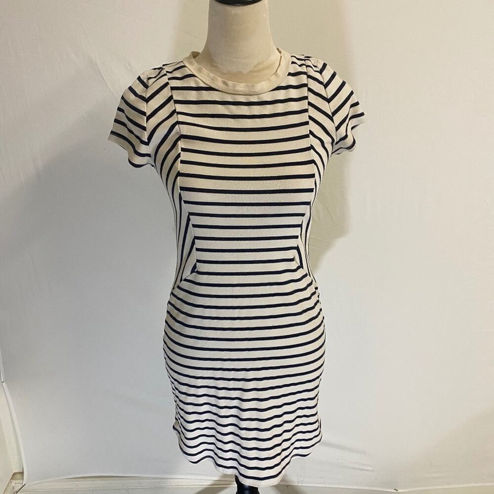 Monteau Tapered T-Shirt Dress - Large